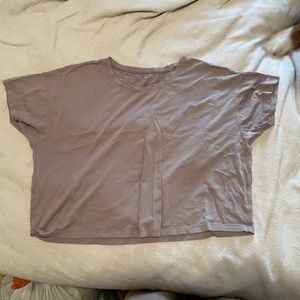 Lululemon crop top